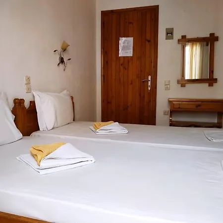 Nikolas Pensionat 3*