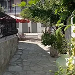 Nikolas Guest house