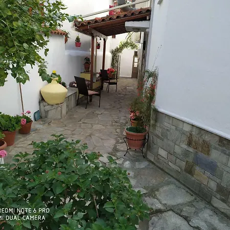 Nikolas 3* Skiathos stad