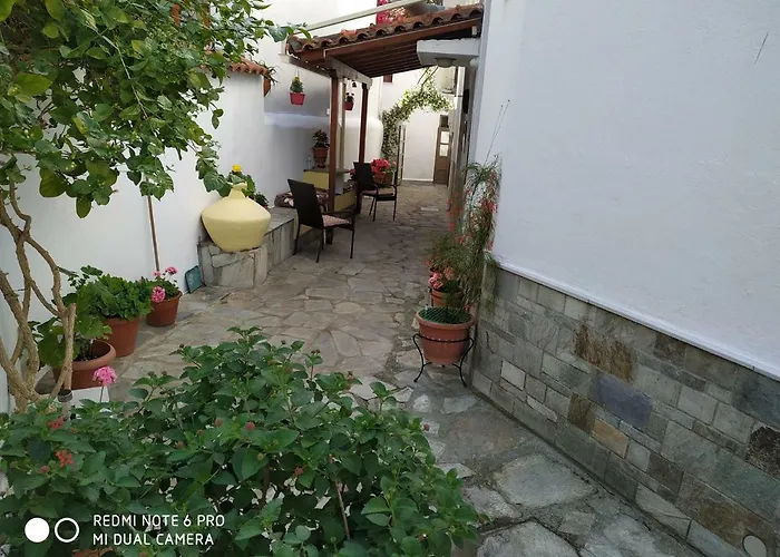 Nikolas 3* Skiathos Town